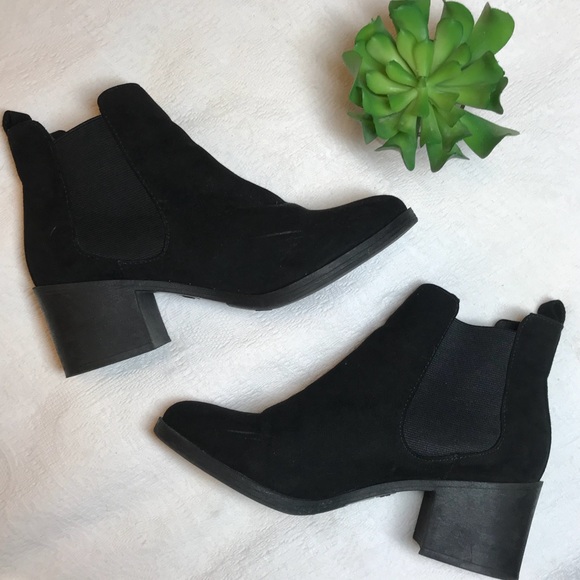 Divided Shoes - (10) 90’s Vintage Style Ankle Boots